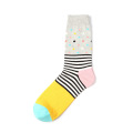 Diseño de rayas de punto popular lindo algodón colorida Mujer divertida calcetines felices